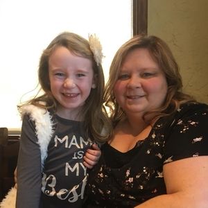 Meet your Posher, Avie